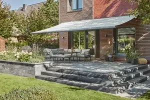 Markisen Markise über einer Terrassen-Lounge